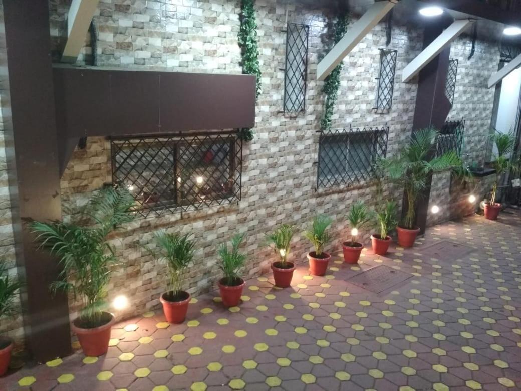 Hotel Qamar Bombay Eksteriør billede